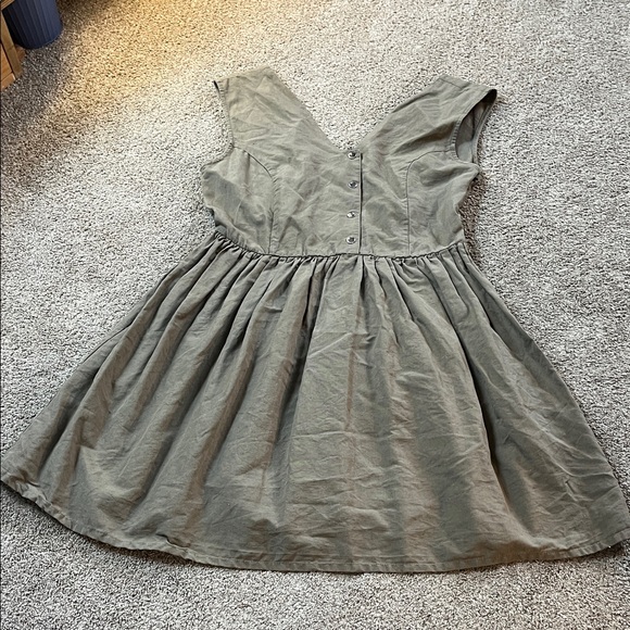 Topshop Dresses & Skirts - TOPSHOP Boutique Cotton Linen army green true jumper for layering FLOUNCE! sz6